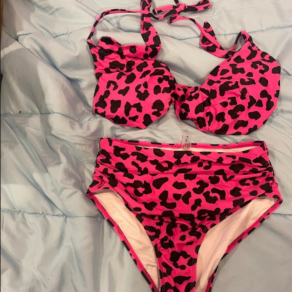 COPY - NWT Aqua Eve high waist bikini size medium